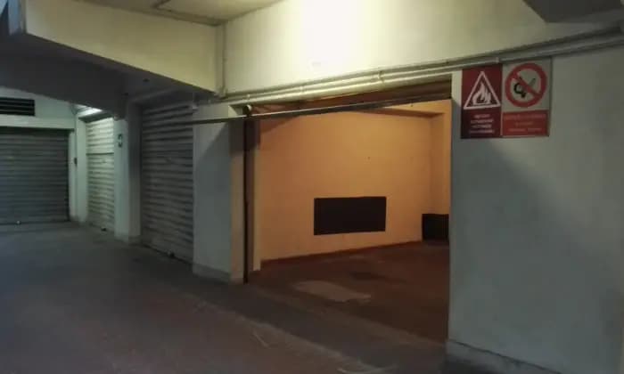 Rexer-Roma-Garagebox-auto-SALONE