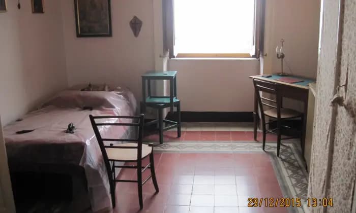 Rexer-Polizzi-Generosa-Appartamento-in-pieno-centro-urbano-CAMERA-DA-LETTO