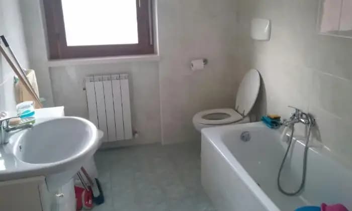 Rexer-LAquila-CAMERE-SINGOLE-E-DOPPIE-BAGNO