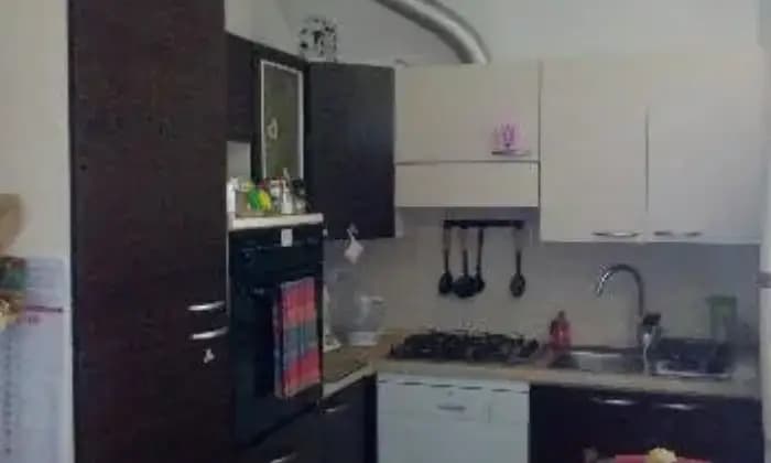 Rexer-Ostra-room-flat-for-rent-in-via-San-Francesco-CUCINA