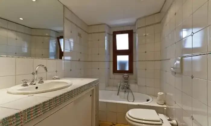 Rexer-Roma-Apartment-San-Pietro-BAGNO