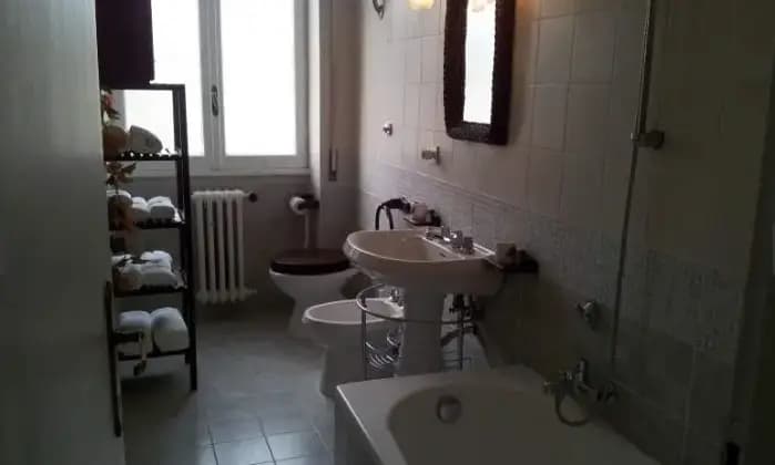 Rexer-Roma-Camere-uso-turistico-BAGNO