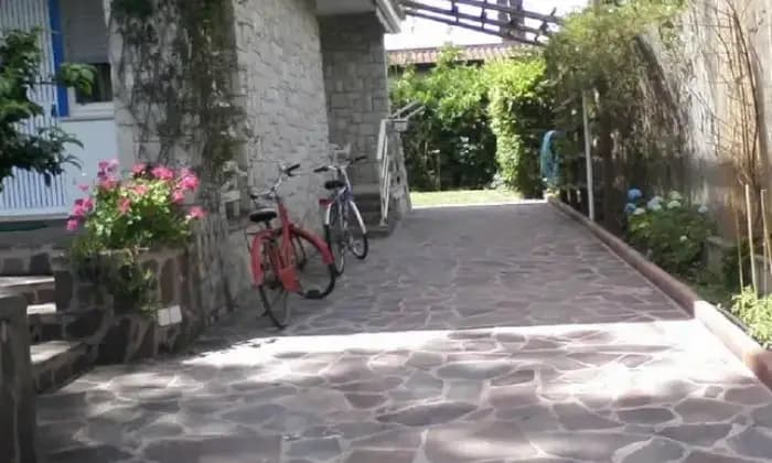 Rexer-San-Felice-Circeo-Villa-in-Vendita-in-Via-Terracina-Condominio-La-Capannina-Sud-litorale