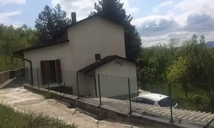 Rexer-Gaggio-Montano-Casa-con-ca-mq-di-terreno-edificabile-in-vendita-ALTRO