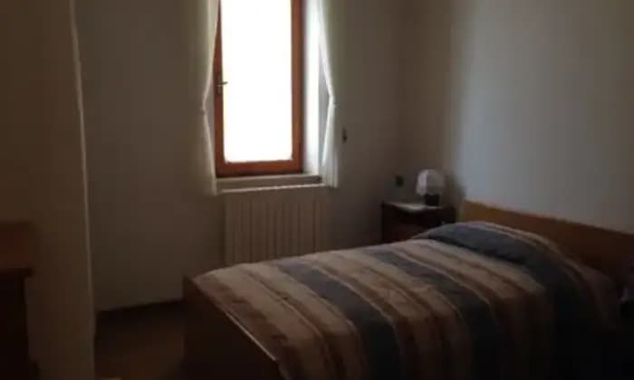 Rexer-Monte-Vidon-Corrado-Casa-indipendente-CAMERA-DA-LETTO