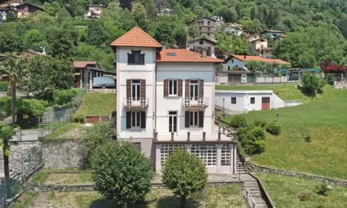 Rexer-Dizzasco-Villa-Oleandra-a-Lago-di-Como-ALTRO