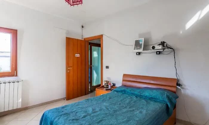 Rexer-Venezia-Accogliente-Villa-a-schiera-in-zona-tranquilla-vicina-a-scuole-CAMERA-DA-LETTO