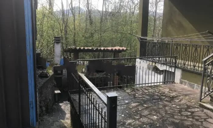 Rexer-Bobbio-Villa-unifamiliare-via-Vecchia-Bobbio-GIARDINO