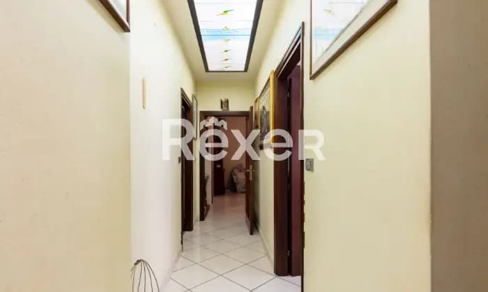 Rexer-Bologna-Ampio-e-luminoso-appartamento-nel-centro-storico-CORRIDOIO