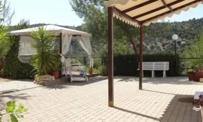 Rexer-Vieste-Vendesi-Villa-al-mare-a-Vieste-GIARDINO