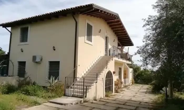 Rexer-Noto-Villa-in-vendita-con-terrenoNoto-ALTRO