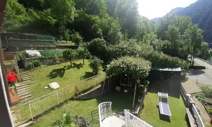 Rexer-Saviore-dellAdamello-Splendida-villa-panoramica-di-montagna-GIARDINO