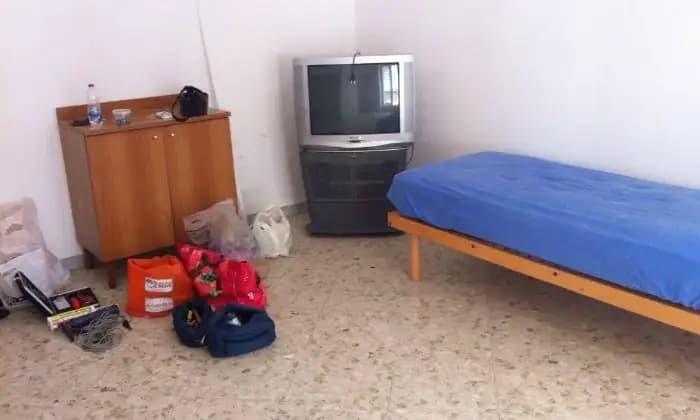 Rexer-Bari-Bilocale-in-vendita-in-via-Libert-CAMERA-DA-LETTO