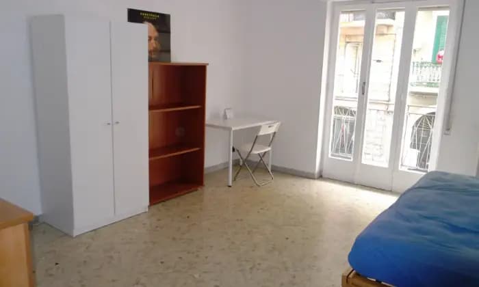 Rexer-Bari-Bilocale-in-vendita-in-via-Libert-CAMERA-DA-LETTO