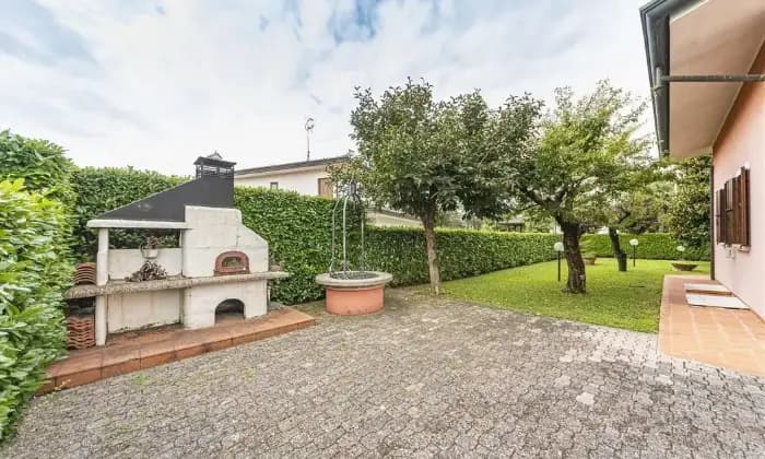 Rexer-Venezia-Villa-in-vendita-in-via-J-Maritain-a-San-Stino-di-Livenza-ESTERNO