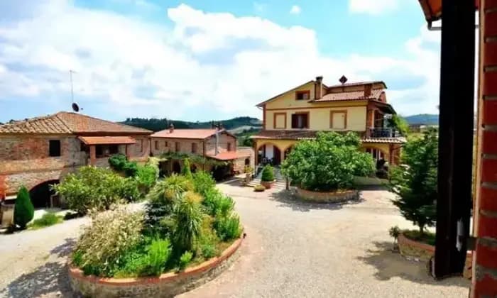 Rexer-Torrita-di-Siena-Azienda-agricola-e-turistica-Giardino