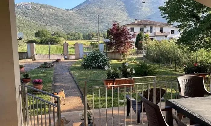 Rexer-Maenza-Villa-unifamiliare-in-Strada-Provinciale-Madonna-dei-Martiri-in-vendita-Giardino