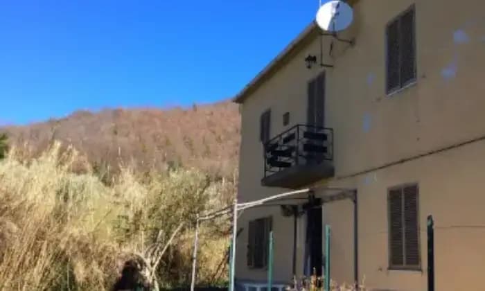 Rexer-Sorano-Casa-indipendente-in-vendita-in-localita-Elmo-a-Sorano-Terrazzo