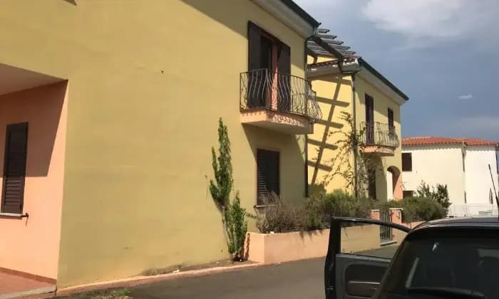 Rexer-Valledoria-Appartamento-in-via-Giosu-Carducci-La-Ciaccia-Valledoria-Garage