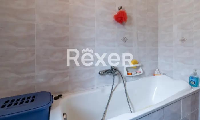 Rexer-Ciminna-Ampio-e-luminoso-appartamento-con-seminterrato-BAGNO