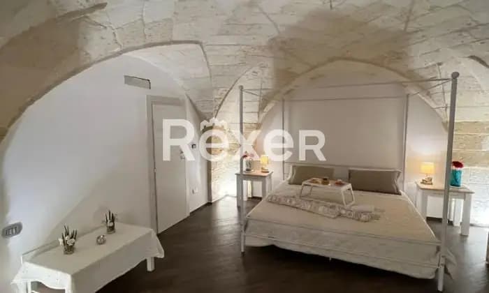 Rexer-Brindisi-Palazzotto-indipendente-nel-centro-con-garage-Altro