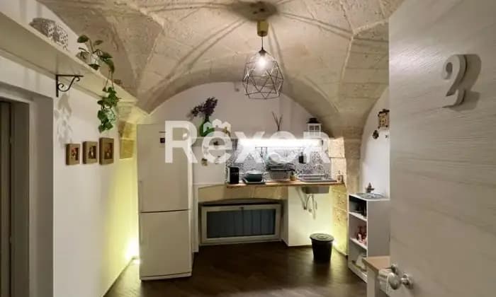 Rexer-Brindisi-Palazzotto-indipendente-nel-centro-con-garage-Altro