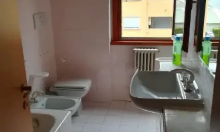 Rexer-Bergamo-Quadrilocale-in-vendita-in-via-tadini-Malpensata-Bergamo-Bagno