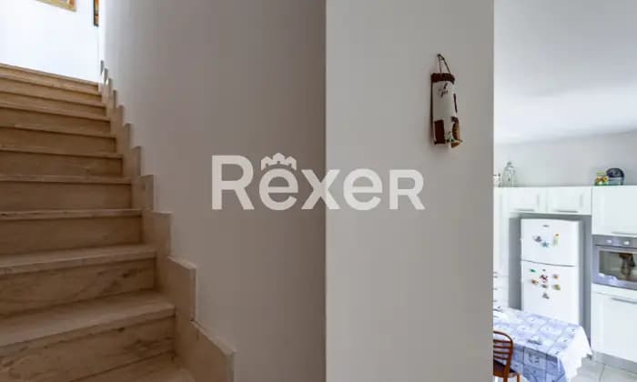 Rexer-Nard-Villetta-vista-mare-su-due-livelli-con-giardino-privato-ALTRO