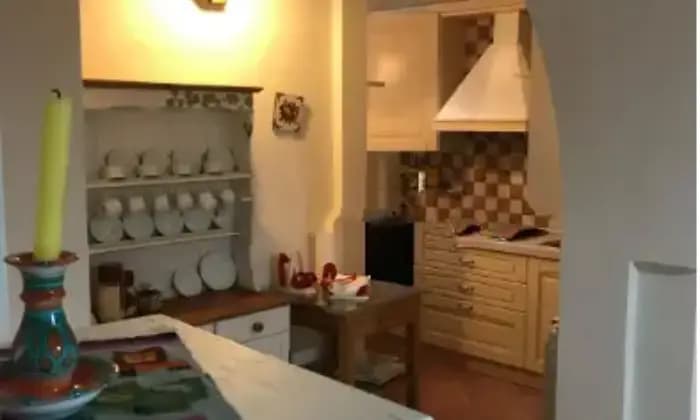 Rexer-Oria-Vendesi-villa-in-contrada-minigardoOria-Cucina