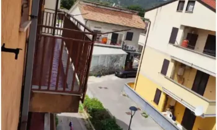 Rexer-Castelnuovo-Cilento-Bilocale-in-vendita-in-via-Arbosto-a-Castelnuovo-Cilento-Terrazzo