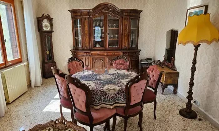 Rexer-Bardi-Villa-unifamiliare-Localit-Cacrovoli-a-Bardi-Altro