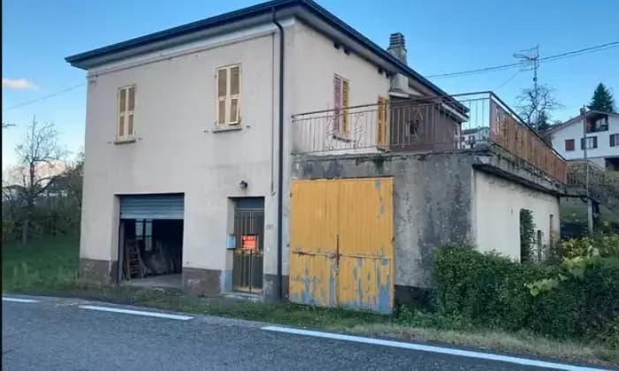 Rexer-Albareto-Casa-in-vendita-in-localit-Le-Moie-ad-Albareto-Altro