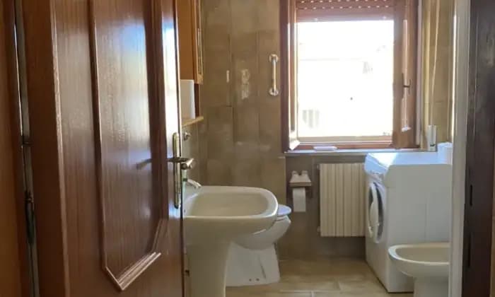 Rexer-San-Buono-Luminosa-e-ampia-casa-di-paese-Bagno