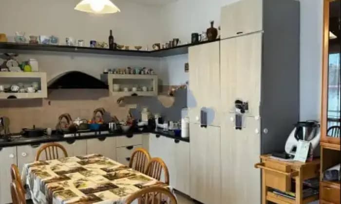 Rexer-Mortara-Appartamento-in-villa-via-Galileo-Galilei-Cucina