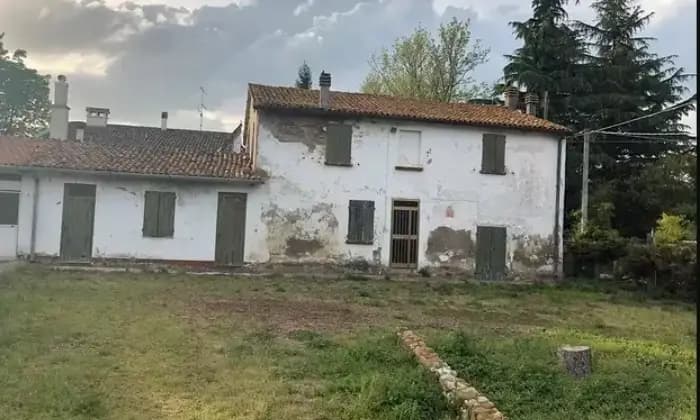 Rexer-Cesena-Casa-da-ristrutturare-completamente-Terrazzo