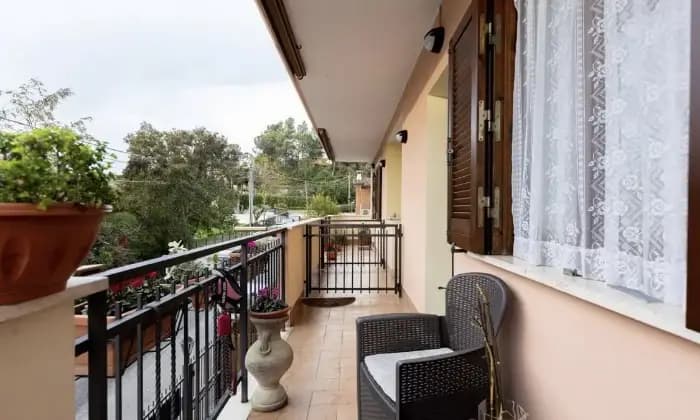 Rexer-SantAngelo-Romano-Vendo-splendido-appartamento-bilivello-quadrilocale-Terrazzo