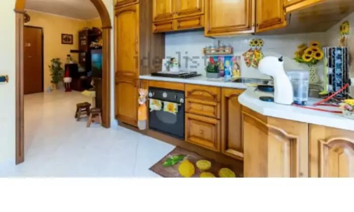 Rexer-SantAngelo-Romano-Vendo-splendido-appartamento-bilivello-quadrilocale-Cucina