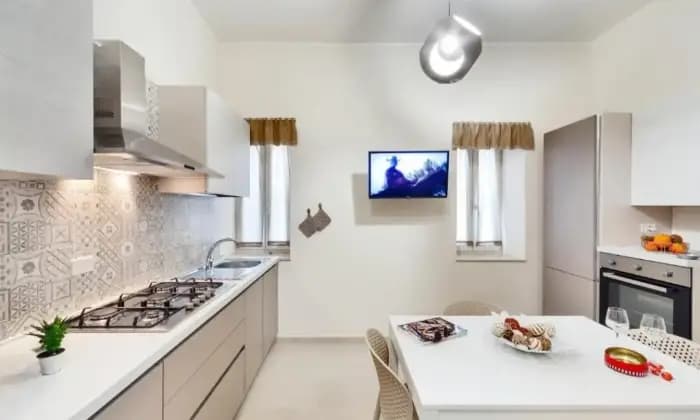 Rexer-Siracusa-Vendo-appartamento-zona-Ortigia-Siracusa-mq-ristrutturato-Cucina