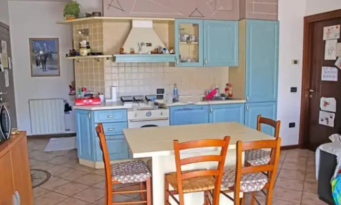 Rexer-Bienno-Appartamento-in-vendita-in-via-zerna-Bienno-BS-Cucina
