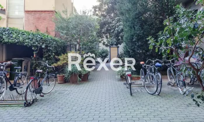 Rexer-Milano-Piazza-Umanitaria-Bilocale-con-cucina-abitabile-e-cantina-Terrazzo