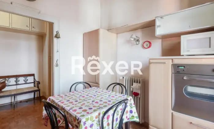 Rexer-Milano-Piazza-Umanitaria-Bilocale-con-cucina-abitabile-e-cantina-CameraDaLetto