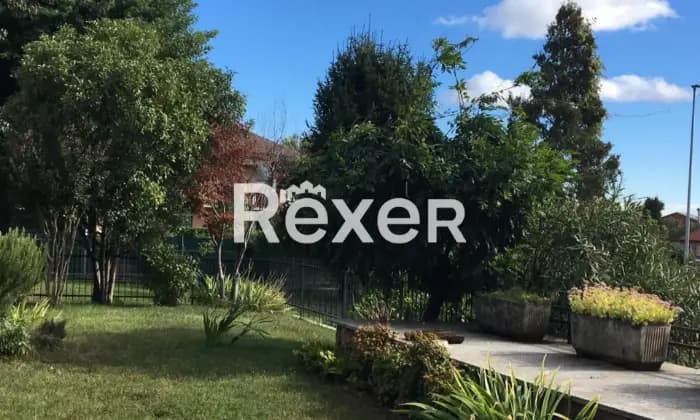 Rexer-Rivoli-Rivoli-Appartamento-mq-con-box-auto-Giardino