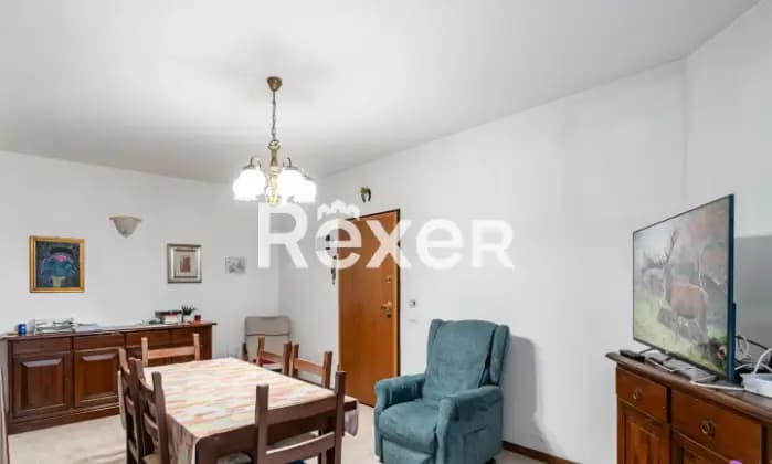 Rexer-Bologna-Appartamento-mq-con-terrazzo-possibilit-acquisto-garage-Salone