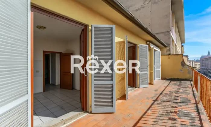 Rexer-Firenze-Santa-Maria-Novella-porzione-di-palazzina-composta-da-tre-appartamenti-Altro