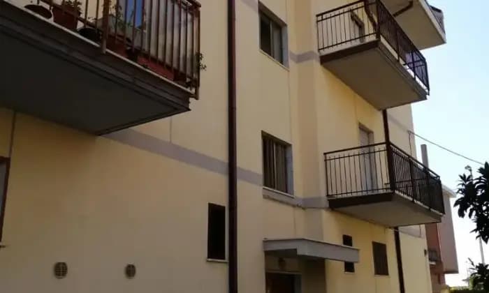 Rexer-Cropani-Appartamento-in-palazzina-da-piani-con-unit-ALTRO