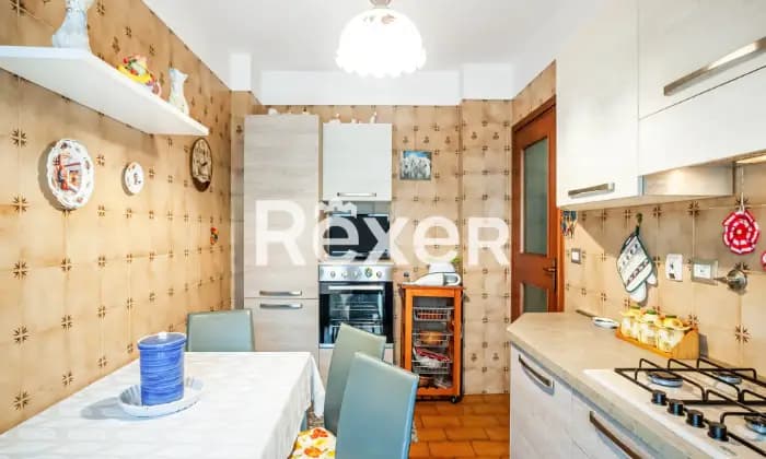 Rexer-Chieri-Appartamento-in-palazzina-ristrutturata-Cucina