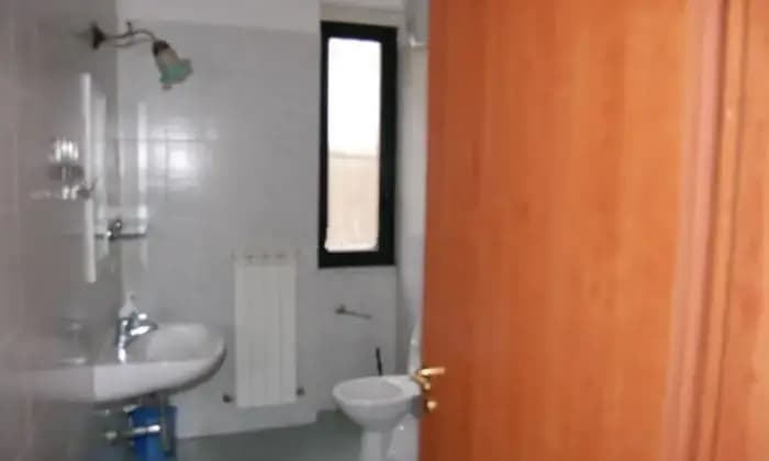 Rexer-Carolei-Casa-indipendente-in-vendita-in-corso-Mazzini-a-Carolei-Bagno