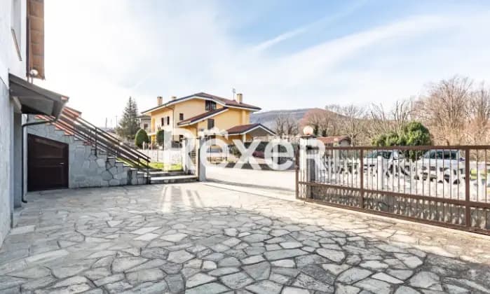 Rexer-Avigliana-Avigliana-SantAgostino-Casa-indipendente-su-due-livelli-con-terreno-Terrazzo