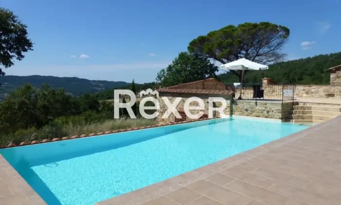 Rexer-Castelnuovo-di-Val-di-Cecina-Villa-immersa-nel-verde-con-sorgente-dacqua-privata-e-piscina-a-metri-di-altitudine-Giardino