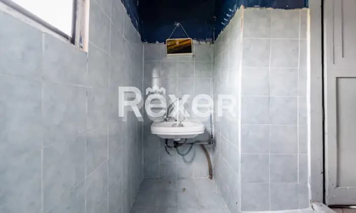 Rexer-Corridonia-Casa-indipendente-su-due-livelli-con-spazio-esterno-BAGNO